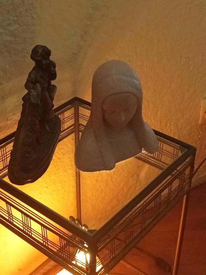 Vakantiehuis L'insolite Et Medievale Tour Yselda *