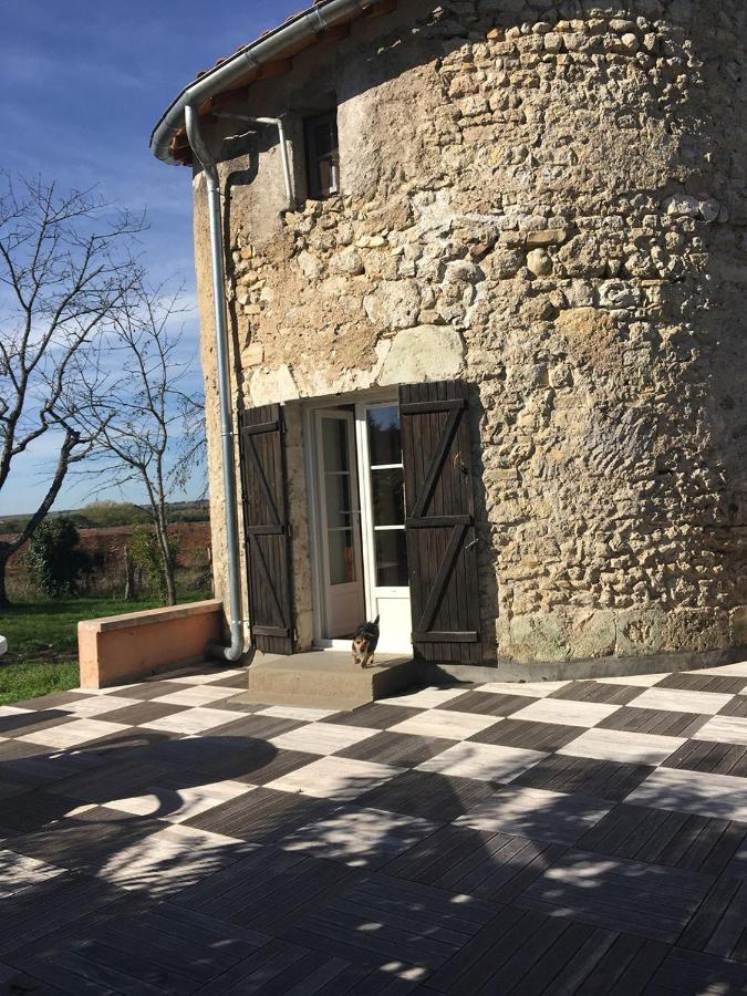 L'insolite Et Medievale Tour Yselda Holiday home Saint-Pourcain-sur-Sioule
