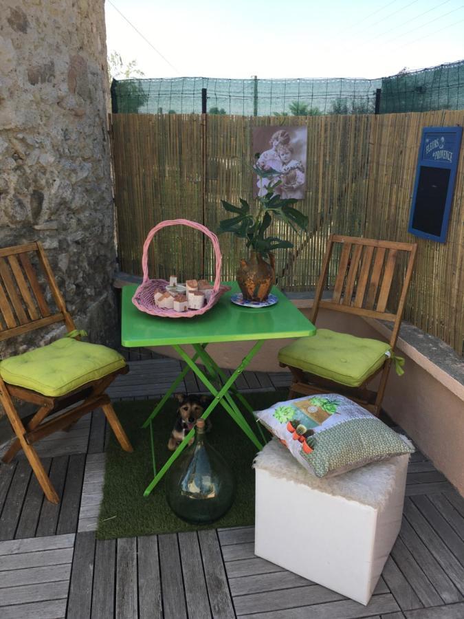 Holiday home L'insolite Et Medievale Tour Yselda *